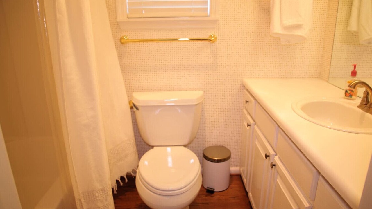 Photo of Bathroom in Leesburg