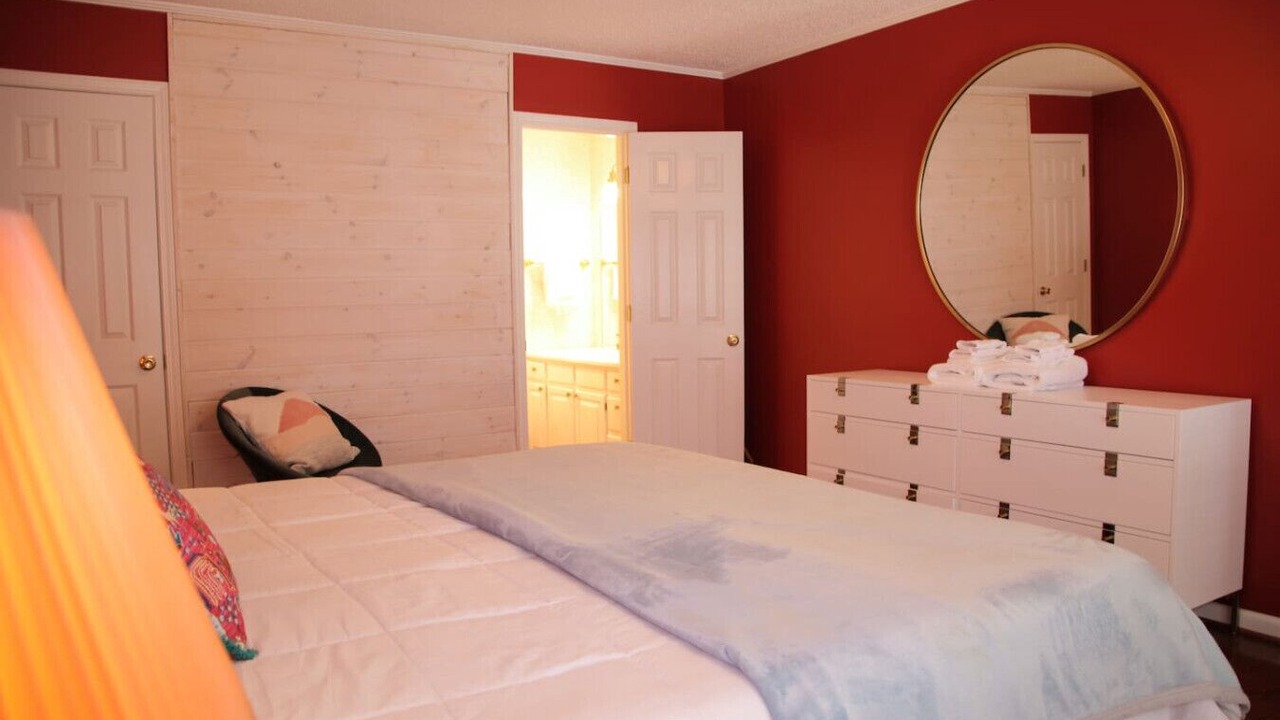 Photo of Bedroom in Leesburg