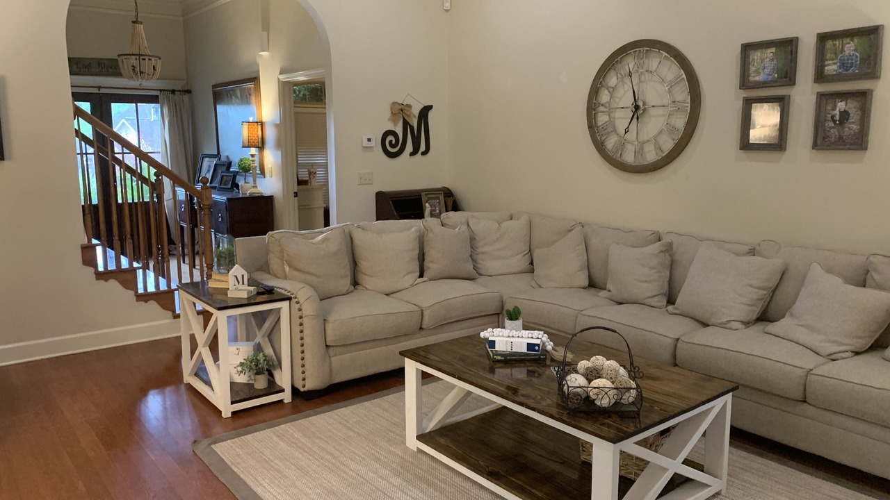 Photo of Livingroom in Northport