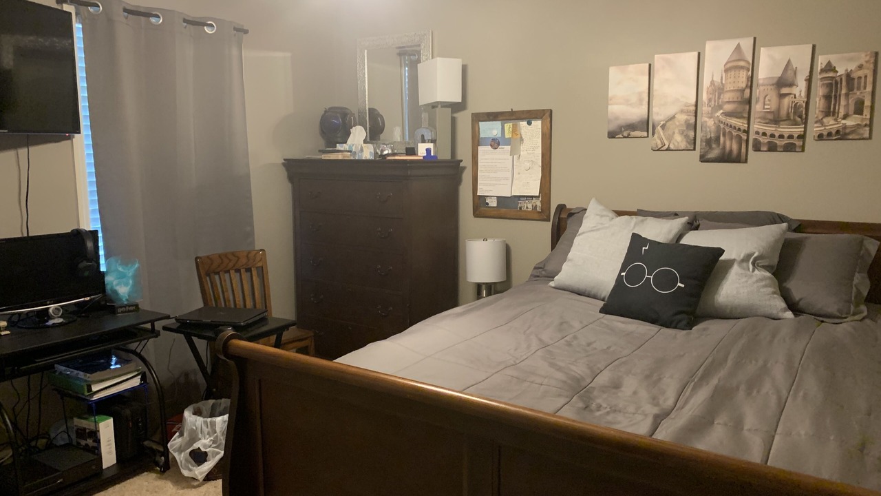 Photo of Bedroom in Northport