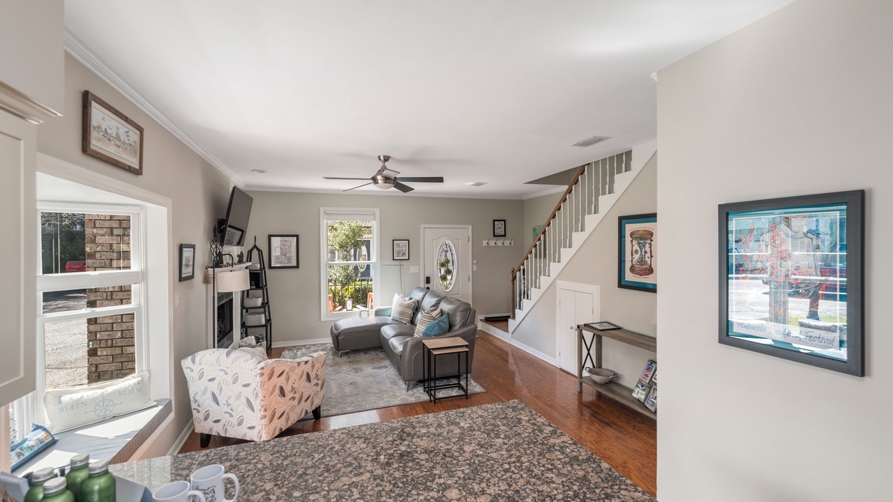Photo of Livingroom in Seville Historic District