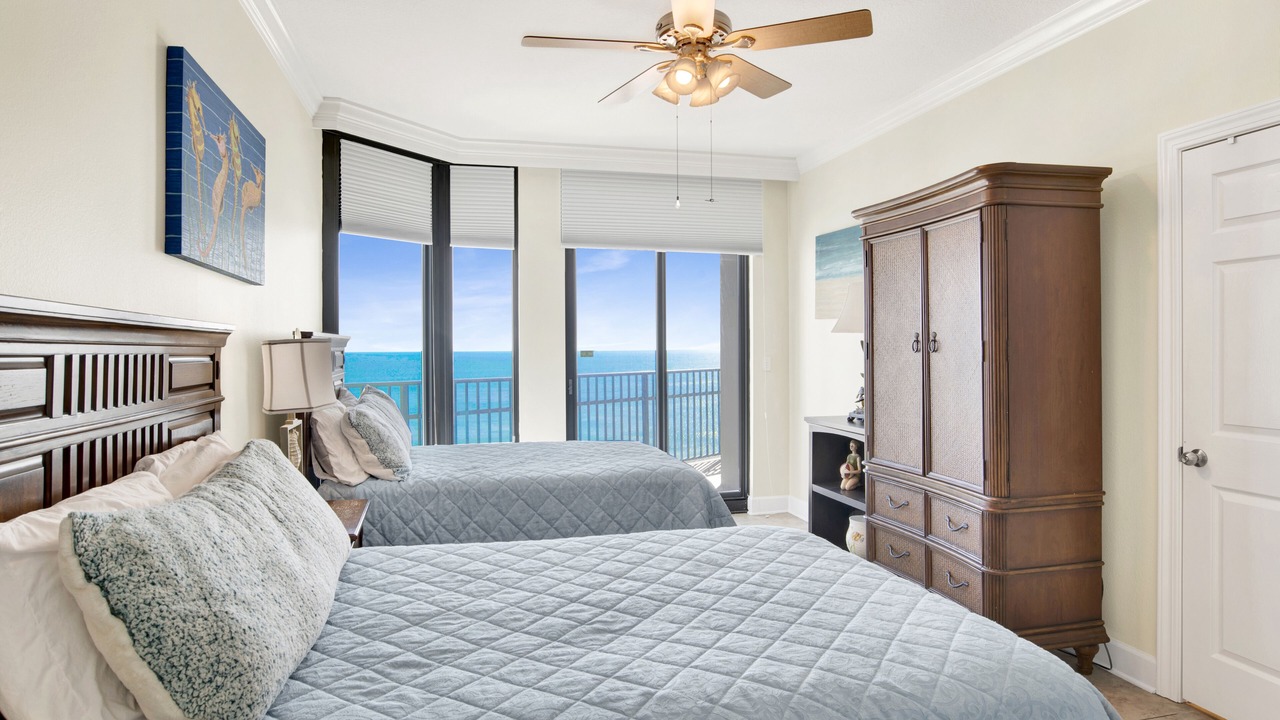 Photo of Bedroom in Orange Beach East