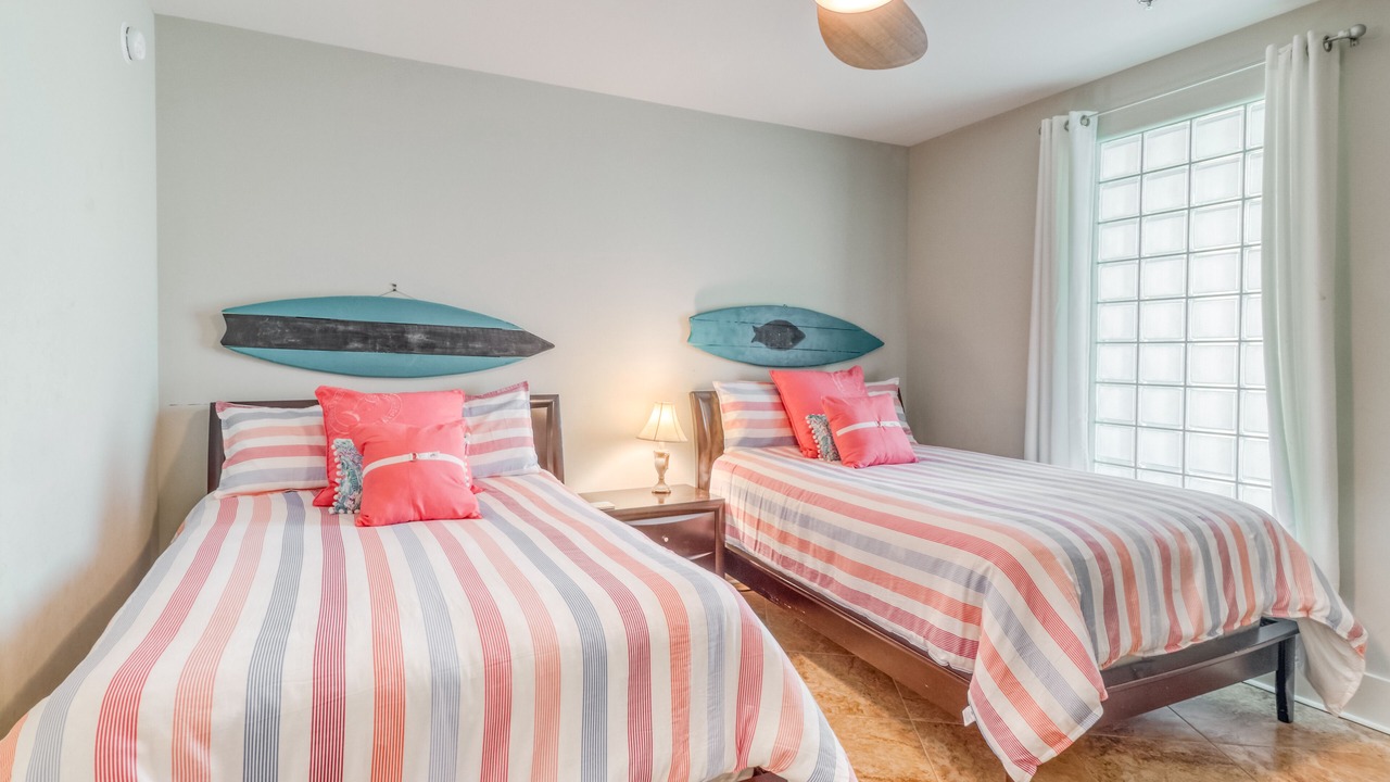 Photo of Bedroom in Orange Beach East