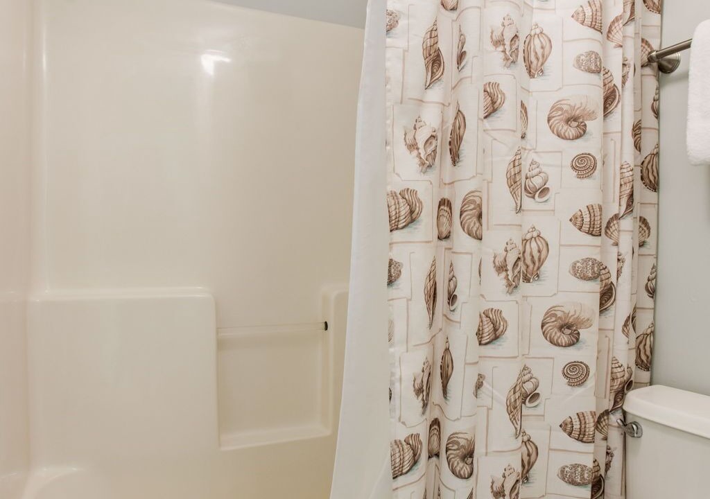 Photo of Bathroom in Orange Beach East