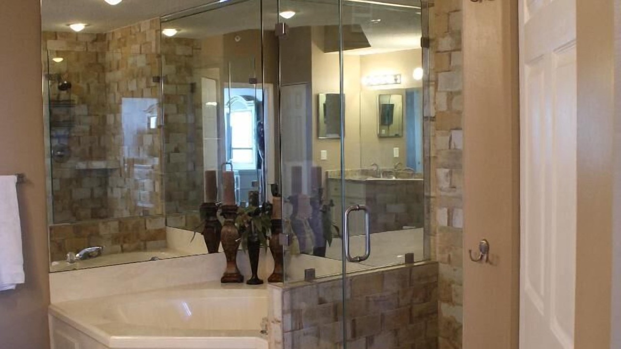 Photo of Bathroom in Orange Beach