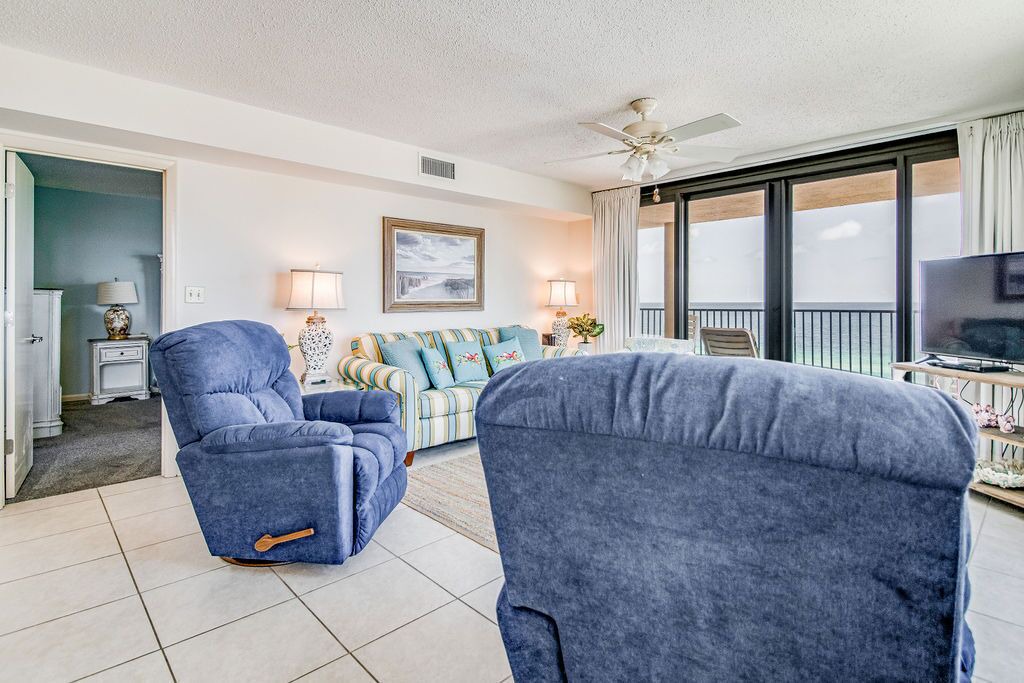 Photo of Livingroom in Orange Beach East