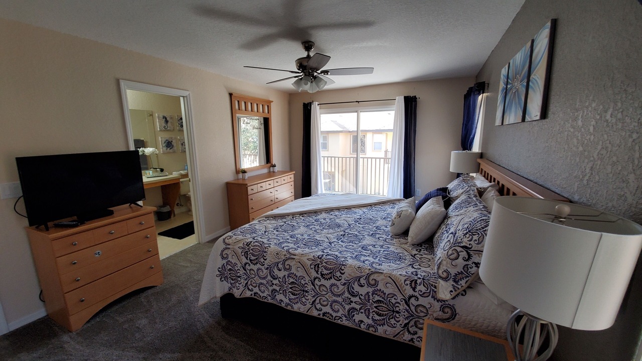 Photo of Bedroom in Regal Palms