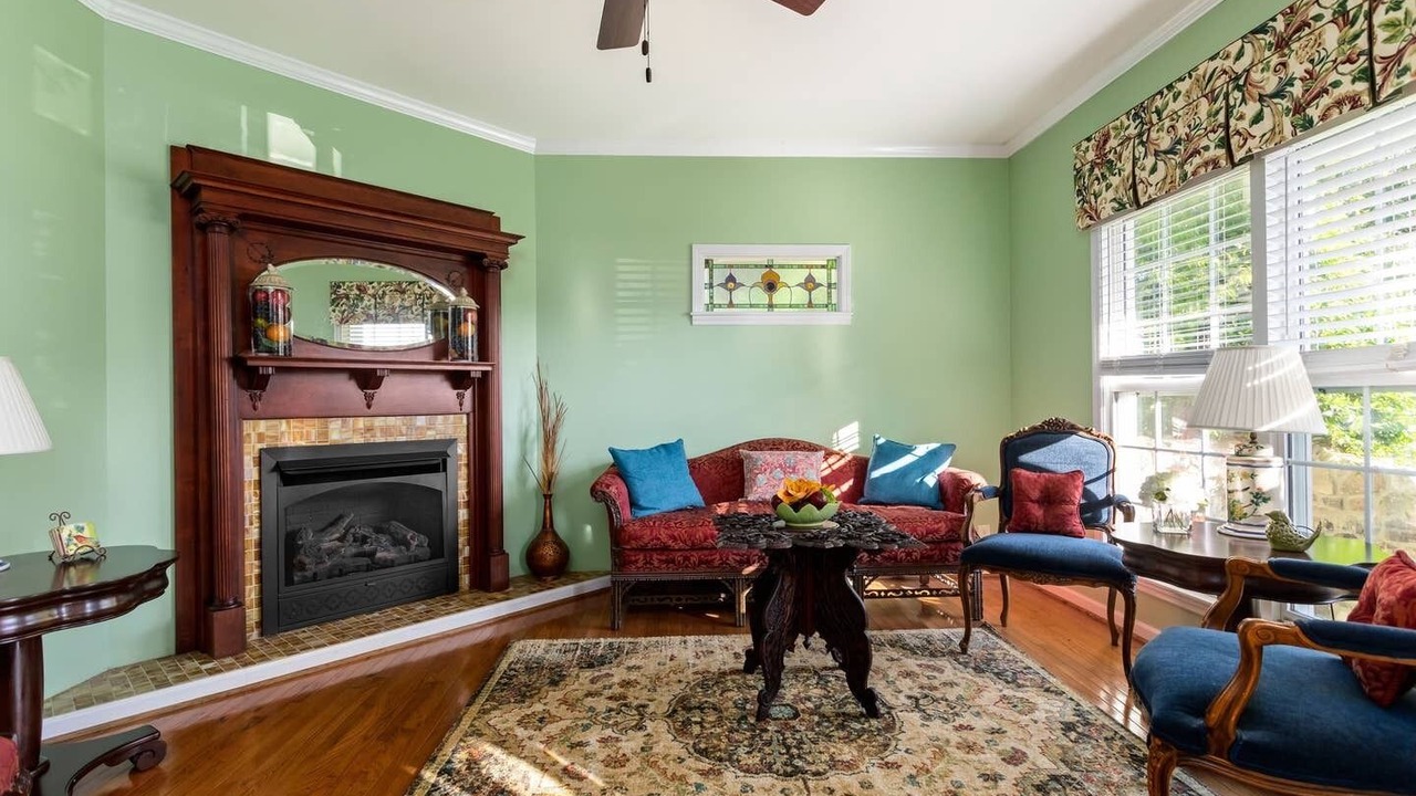 Photo of Livingroom in Mooresville