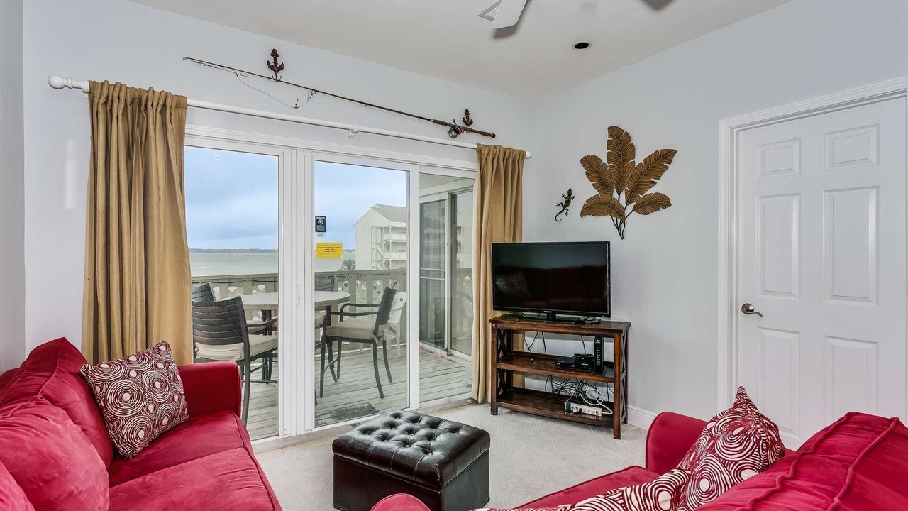 Photo of Bedroom in Pensacola Beach