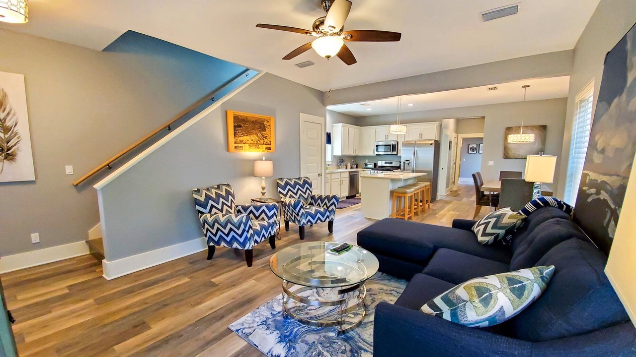Photo of Livingroom in Downtown