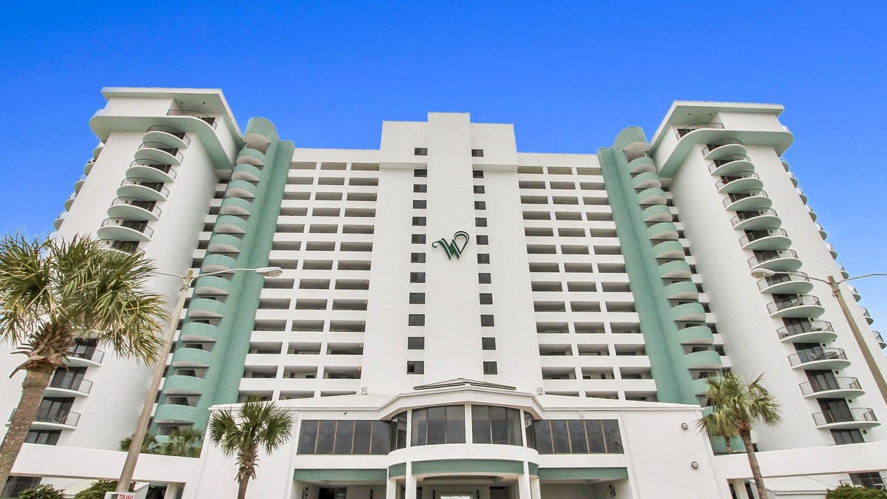 Photo of Outdoor in Biltmore Beach