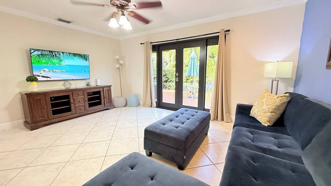 Photo of Livingroom in Sunset