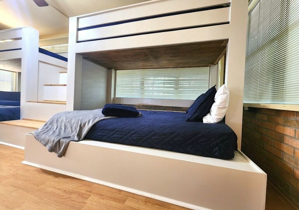 Photo of Bedroom in Foley