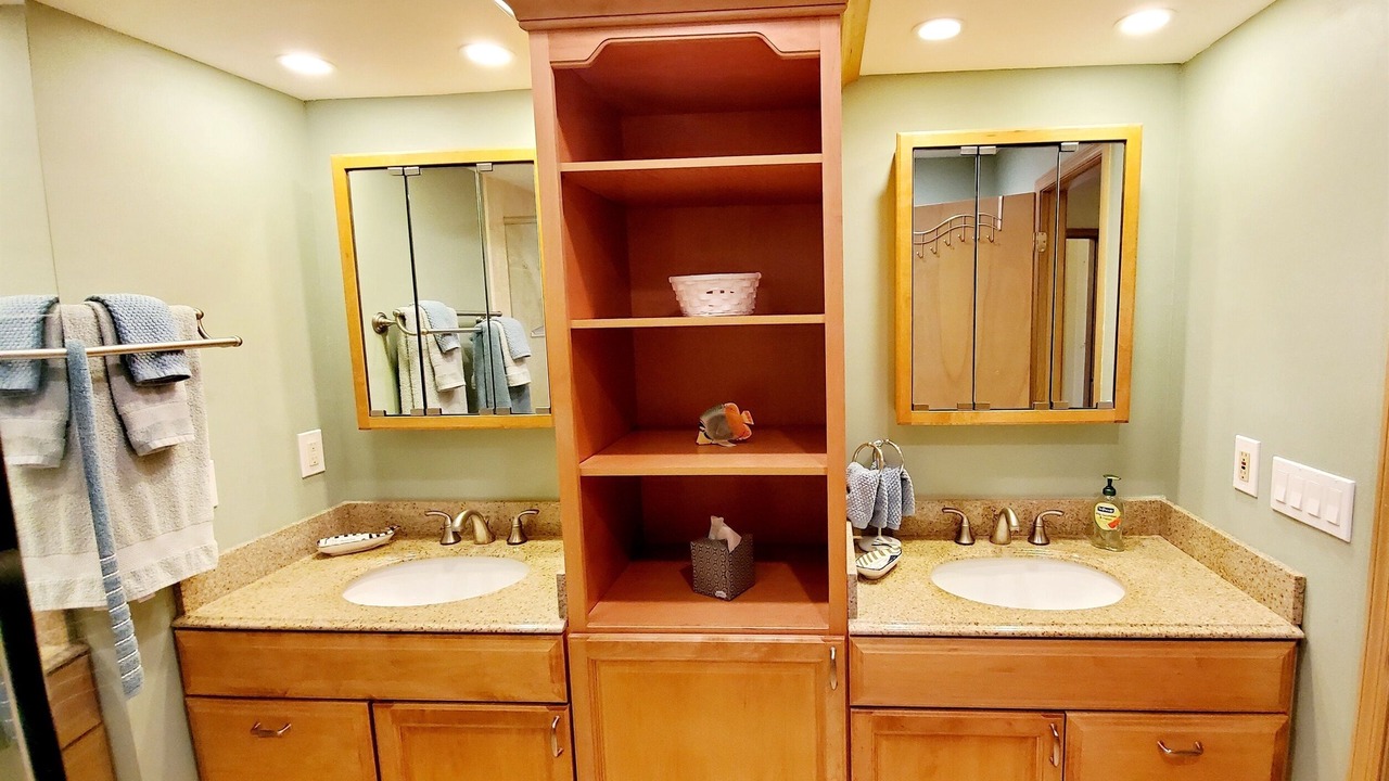 Photo of Bathroom in Key Colony Beach
