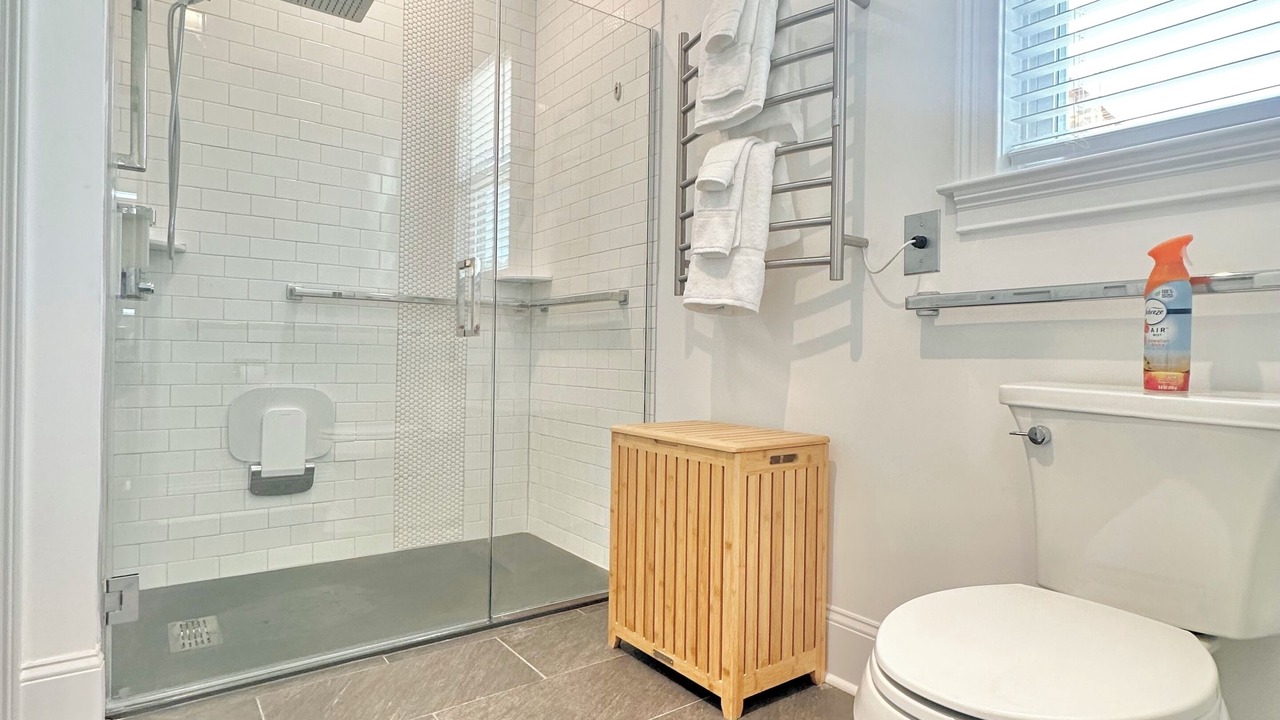 Photo of Bathroom in Cedar Bluff