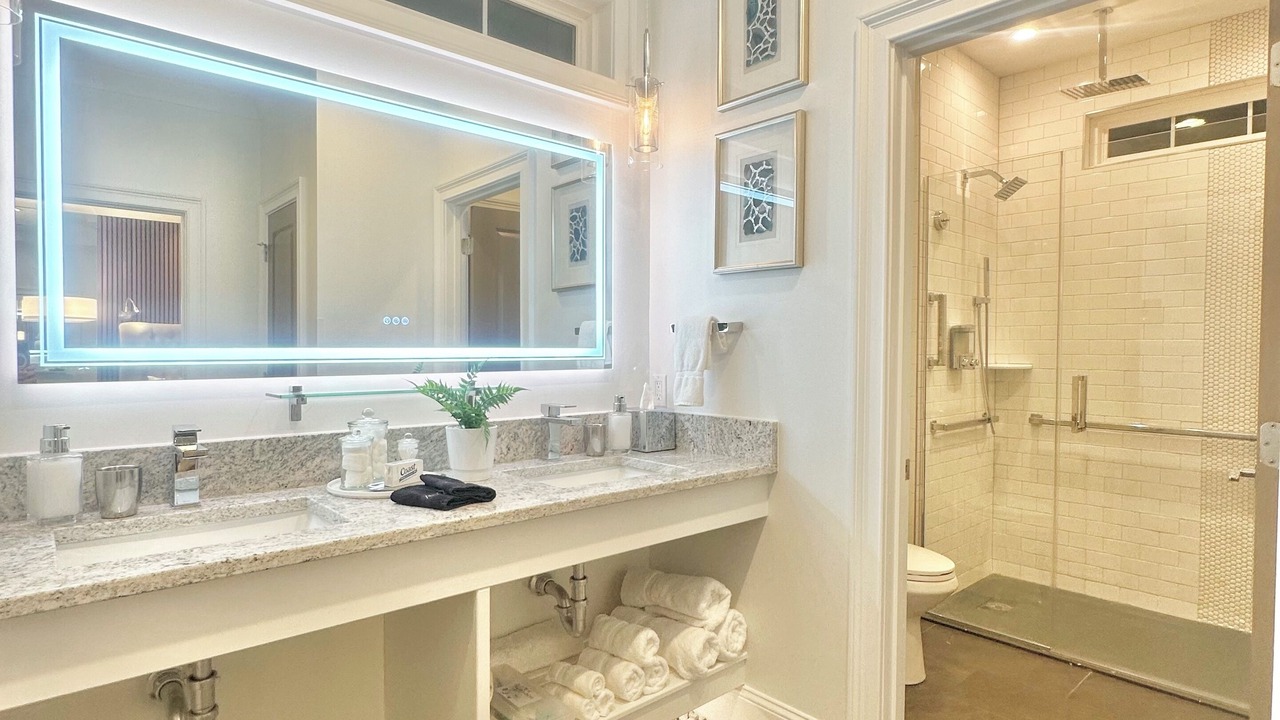 Photo of Bathroom in Cedar Bluff