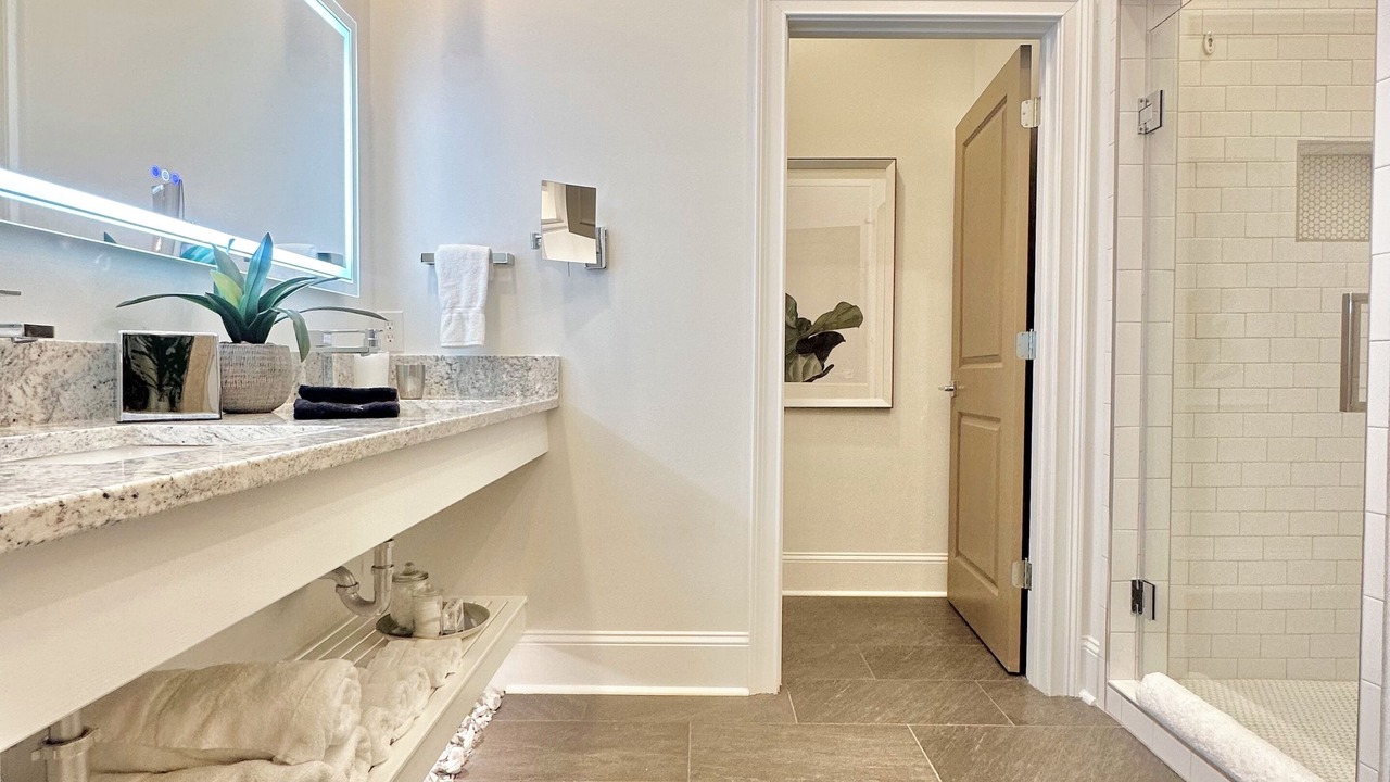 Photo of Bathroom in Cedar Bluff