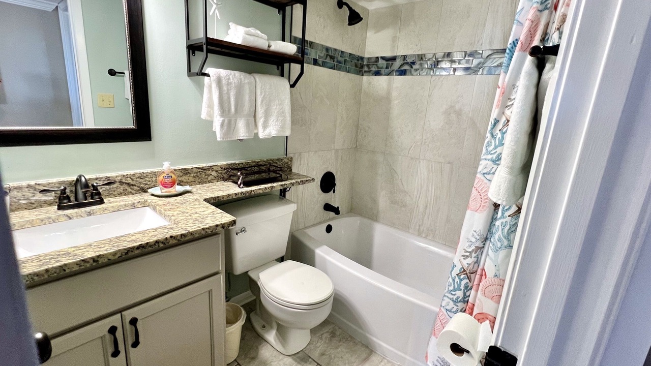 Photo of Bathroom in Gulf Shores