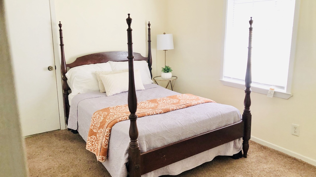Photo of Bedroom in Mobile