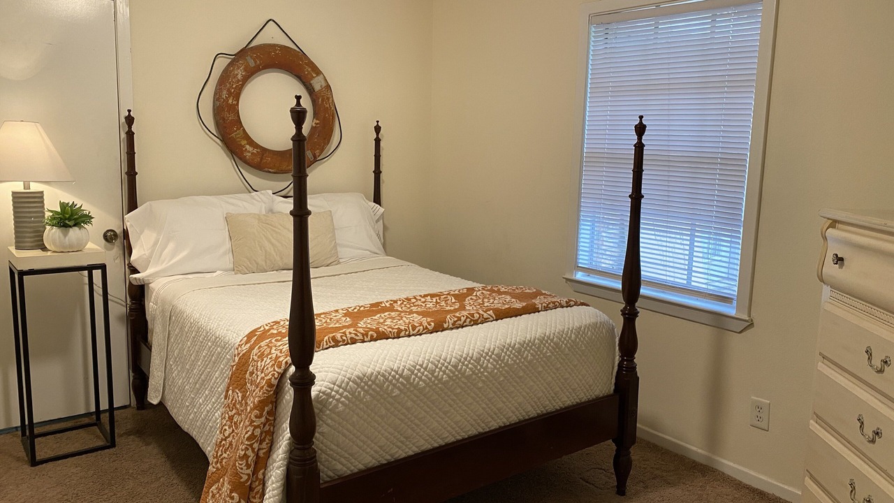 Photo of Bedroom in Mobile