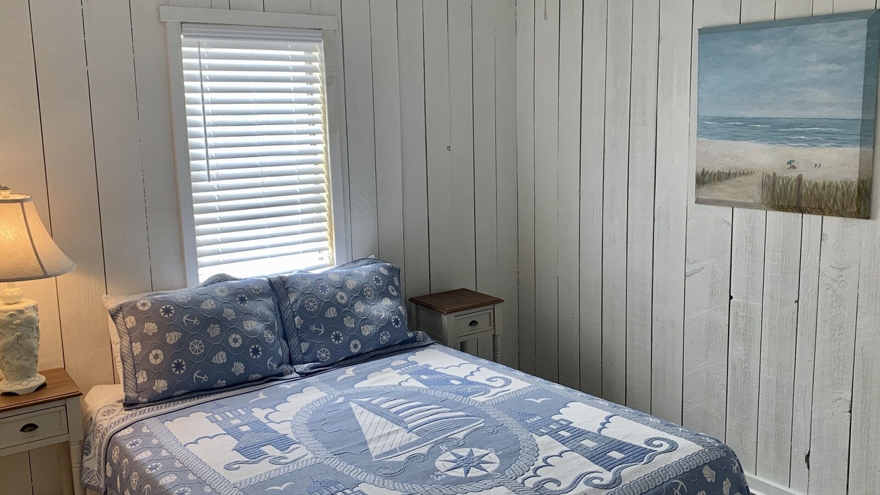 Photo of Bedroom in Surf Side Shores
