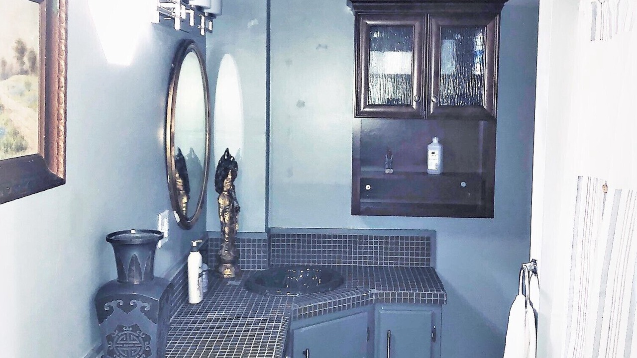 Photo of Bathroom in Central Business District