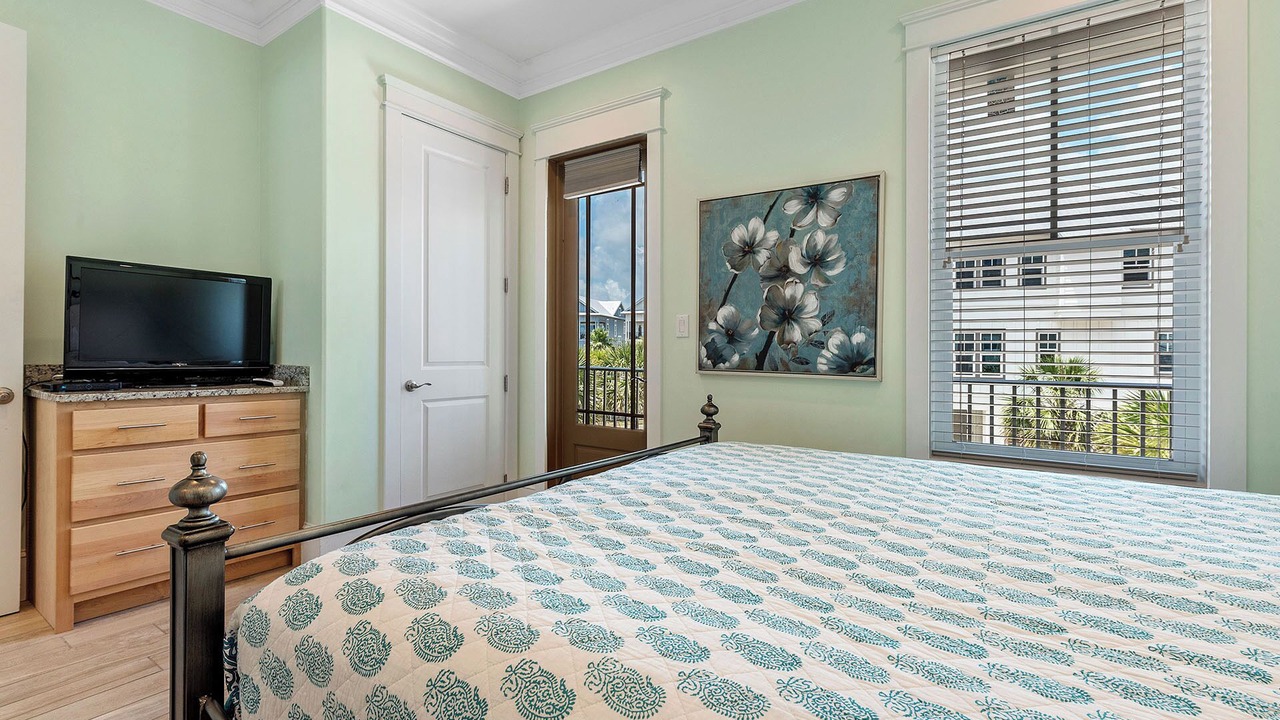 Photo of Bedroom in Orange Beach