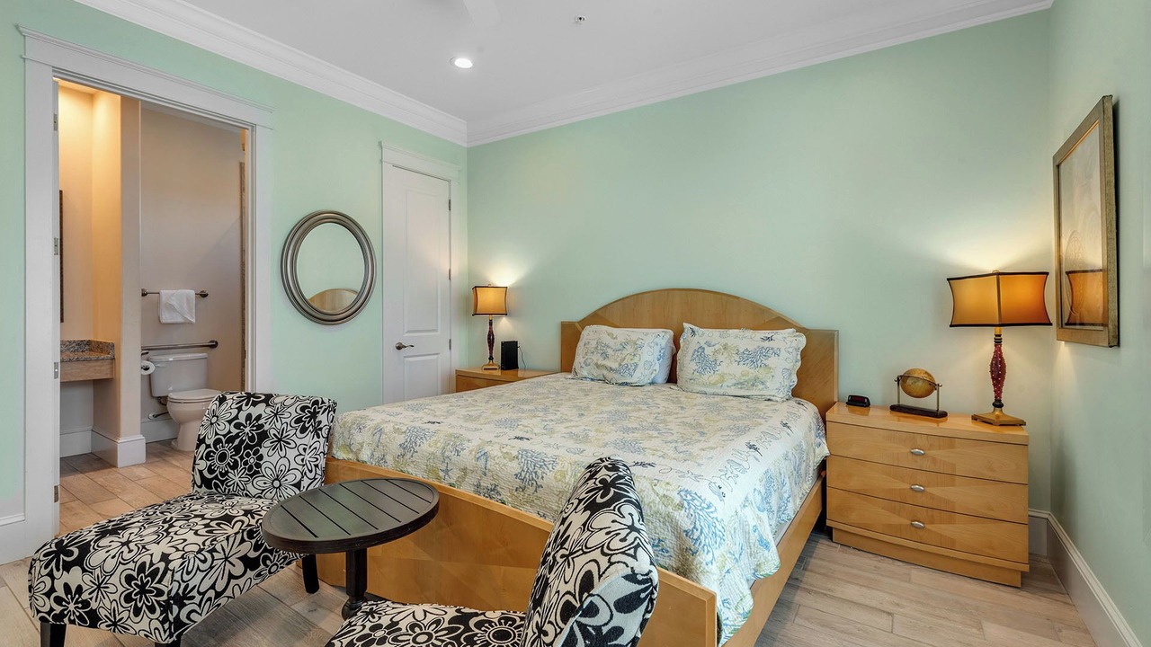 Photo of Bedroom in Orange Beach
