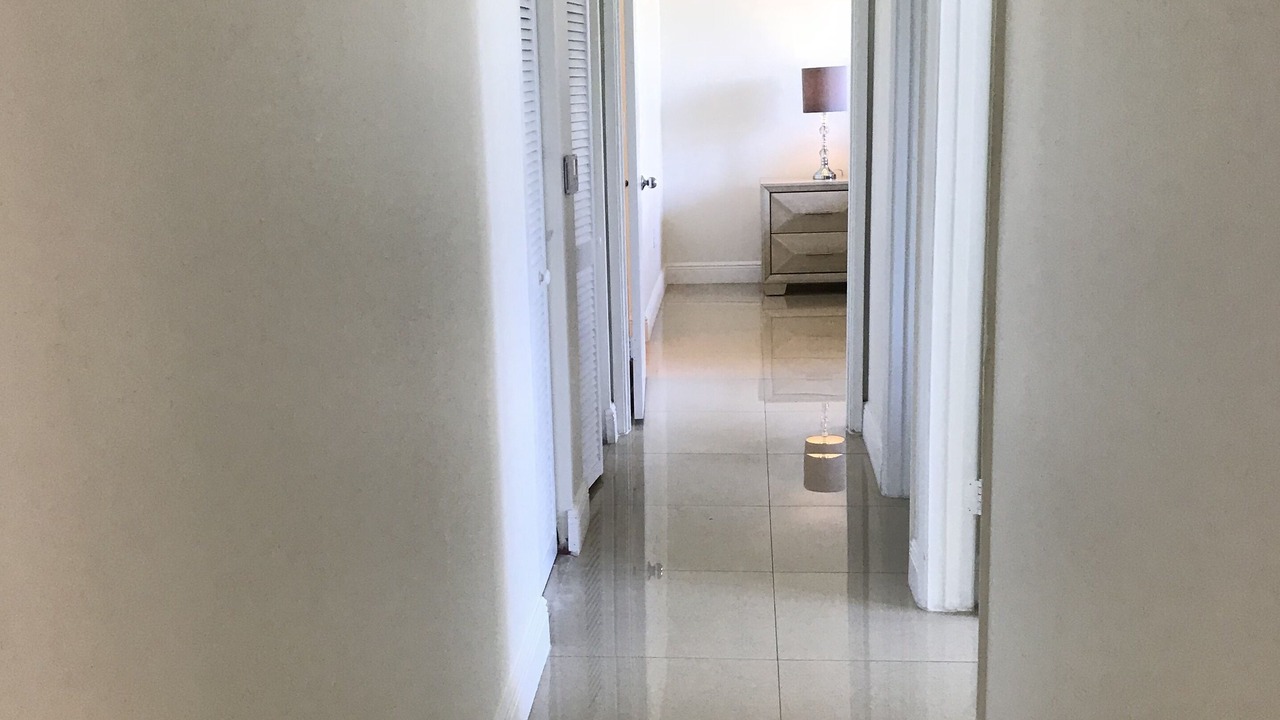 Photo of Others in Aventura