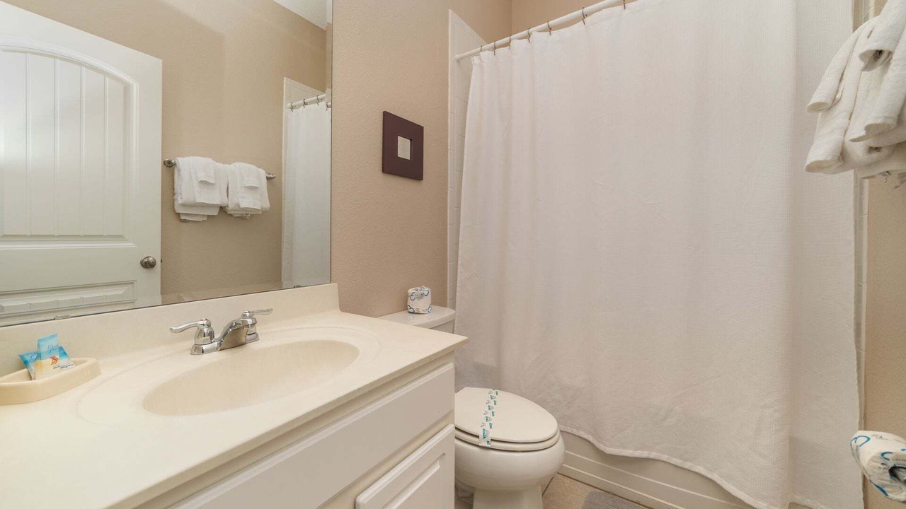 Photo of Bathroom in Loughman