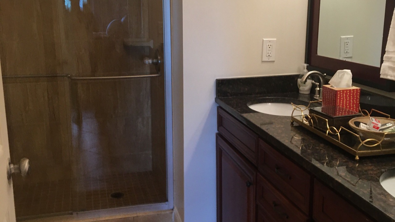 Photo of Bathroom in Jasper