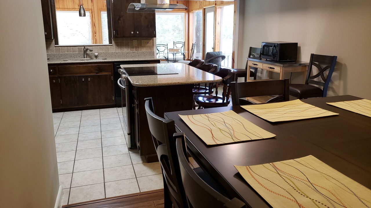 Photo of Kitchen in Deatsville