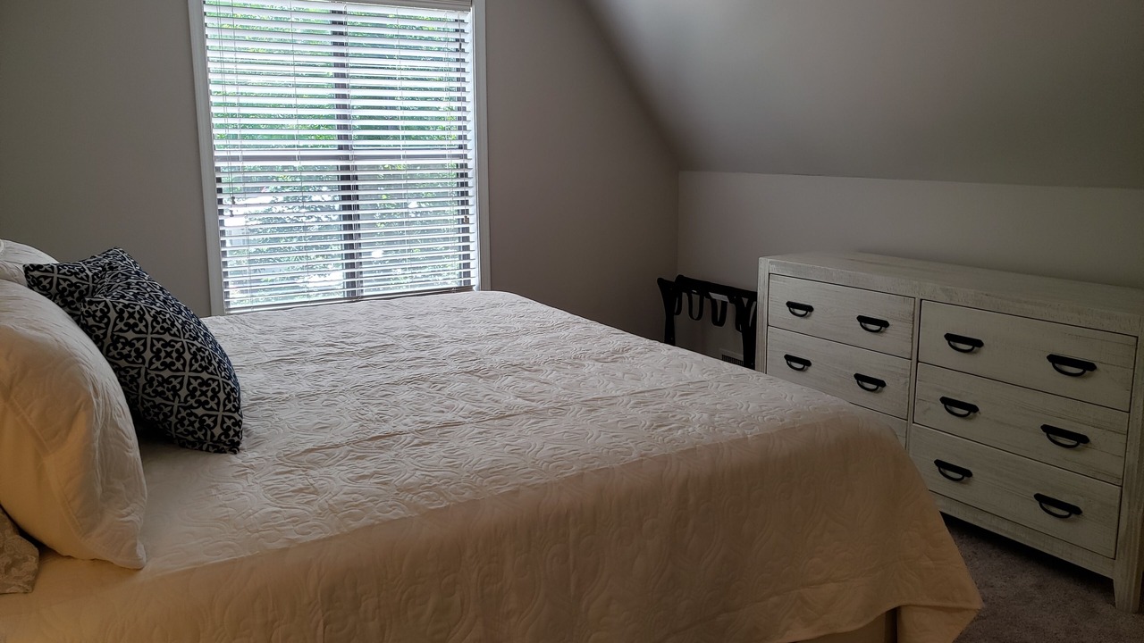 Photo of Bedroom in Deatsville