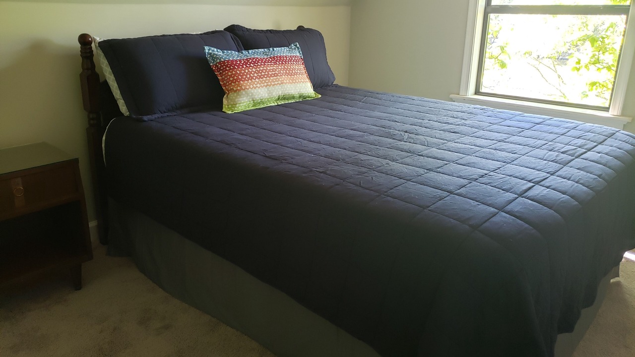 Photo of Bedroom in Deatsville