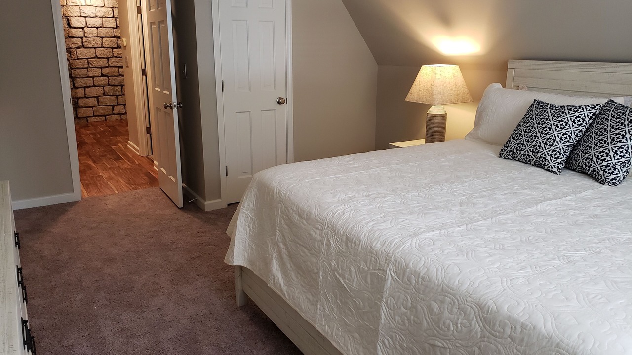 Photo of Bedroom in Deatsville