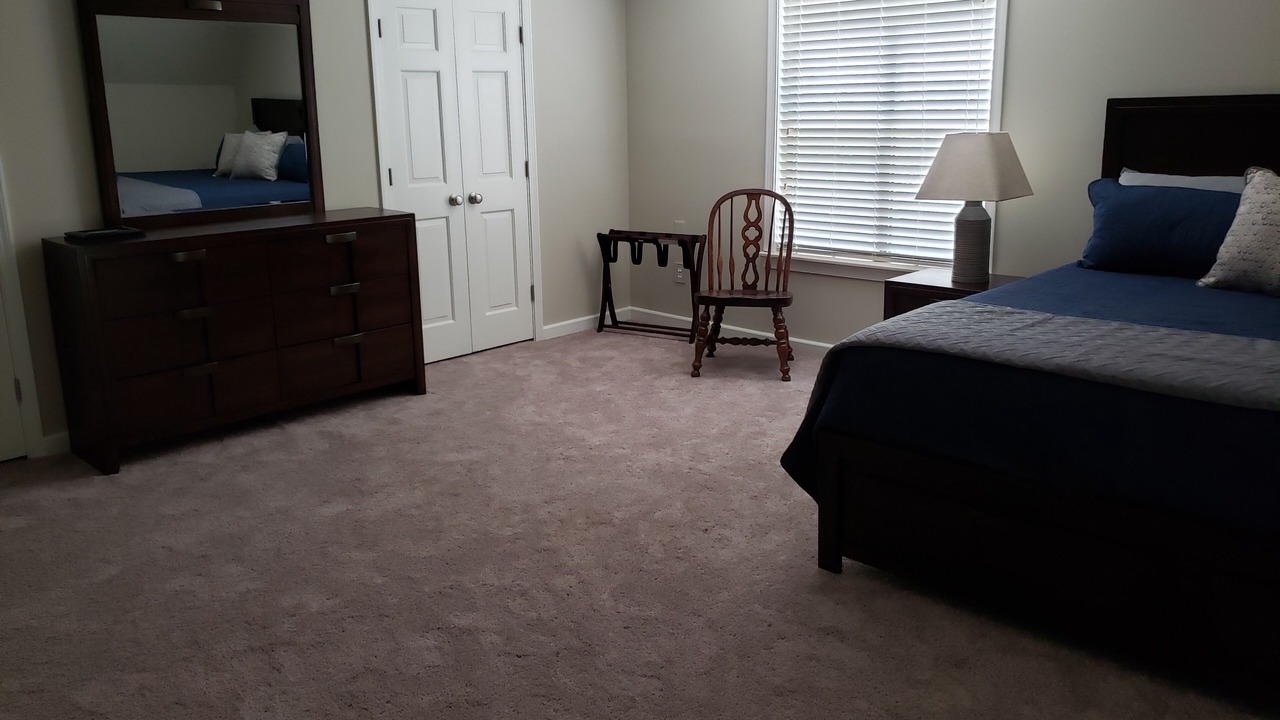 Photo of Bedroom in Deatsville