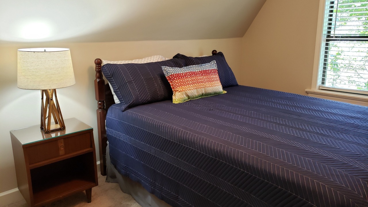 Photo of Bedroom in Deatsville