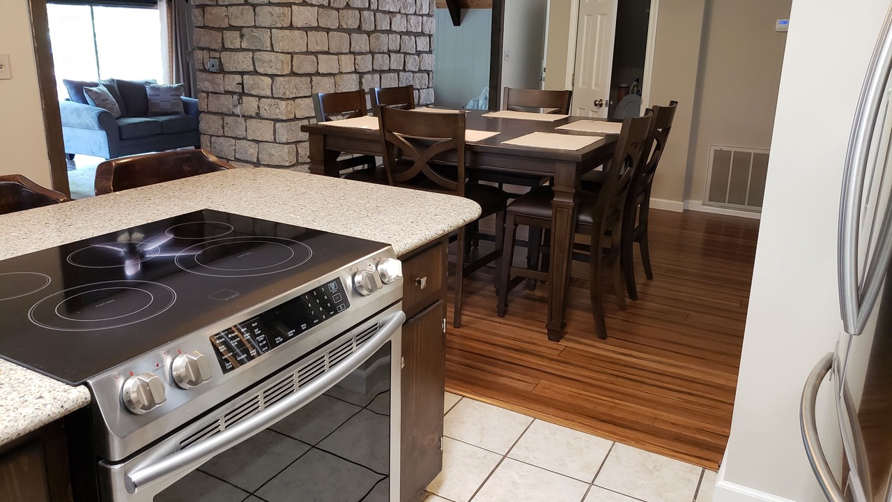 Photo of Kitchen in Deatsville