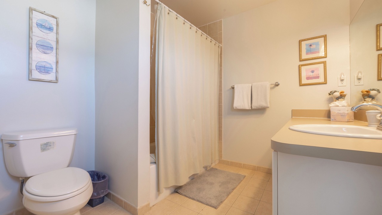 Photo of Bathroom in Key Colony Beach