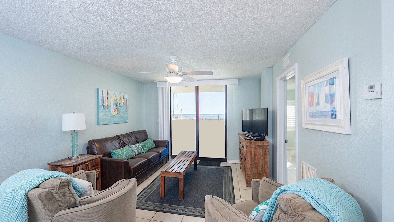 Photo of Livingroom in Orange Beach