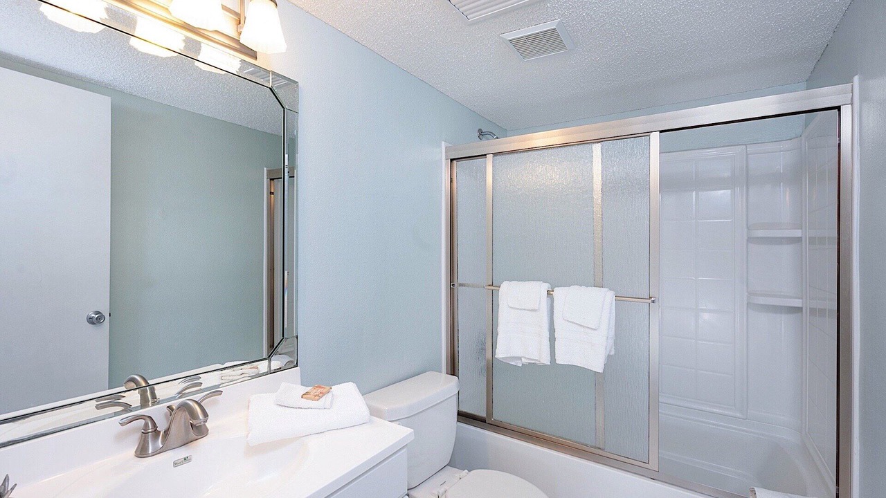 Photo of Bathroom in Orange Beach