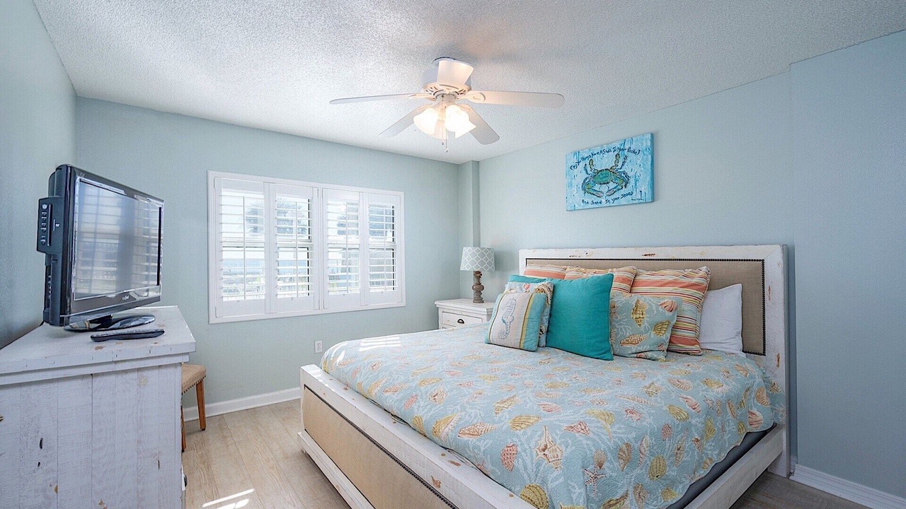 Photo of Bedroom in Orange Beach