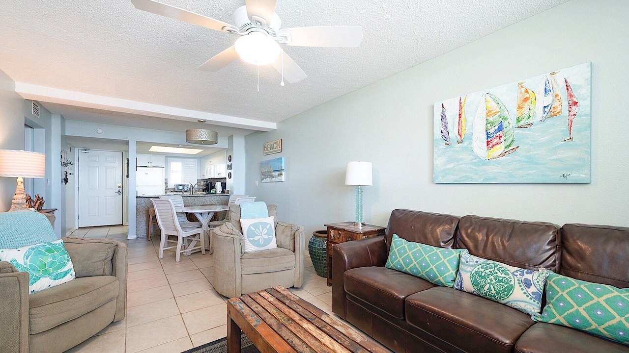 Photo of Livingroom in Orange Beach