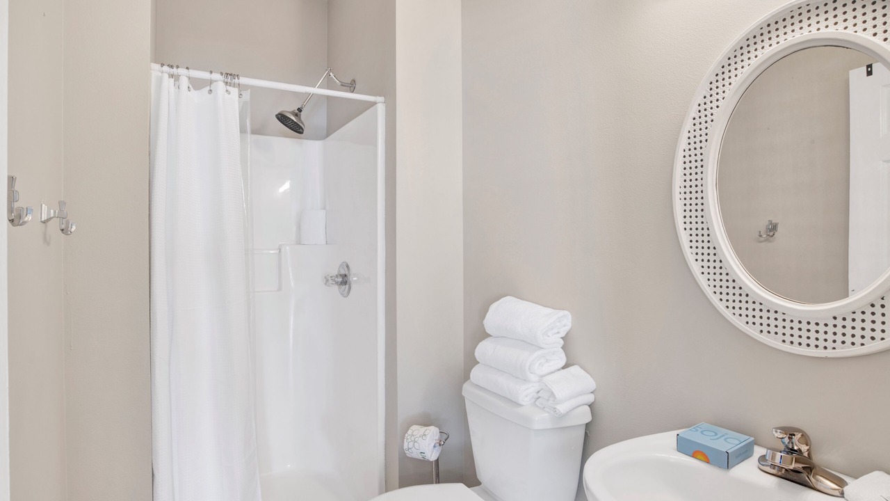 Photo of Bathroom in Ono Island