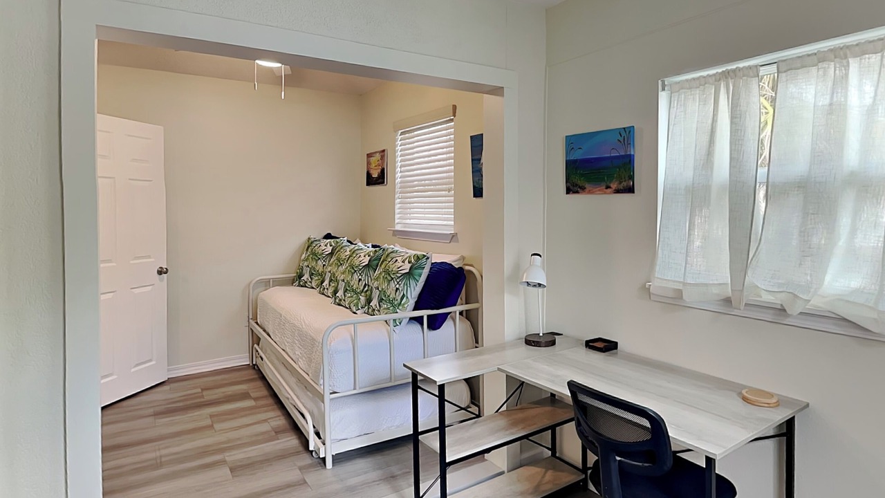 Photo of Bedroom in Navarre Beach