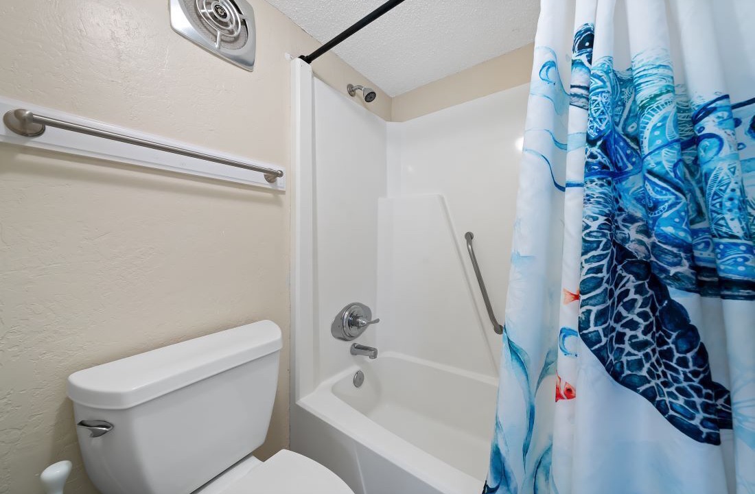 Photo of Bathroom in Gulf Shores