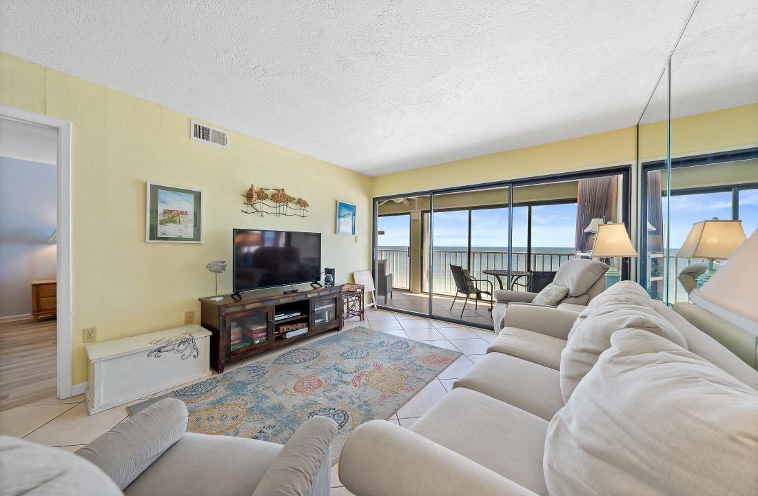 Photo of Bedroom in Gulf Shores