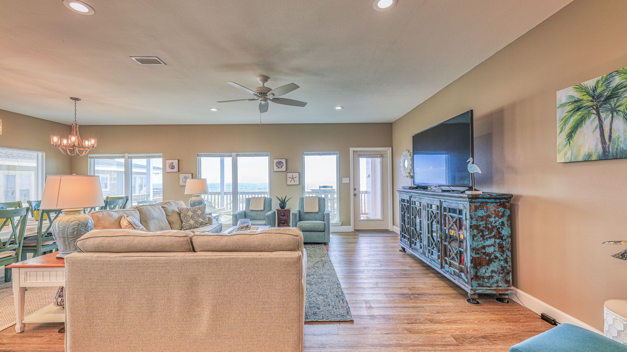Photo of Livingroom in Fort Morgan