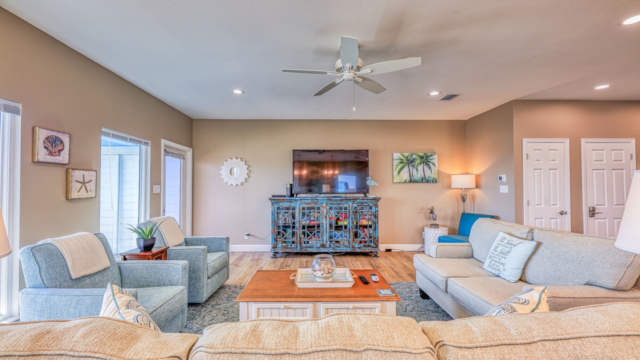 Photo of Livingroom in Fort Morgan