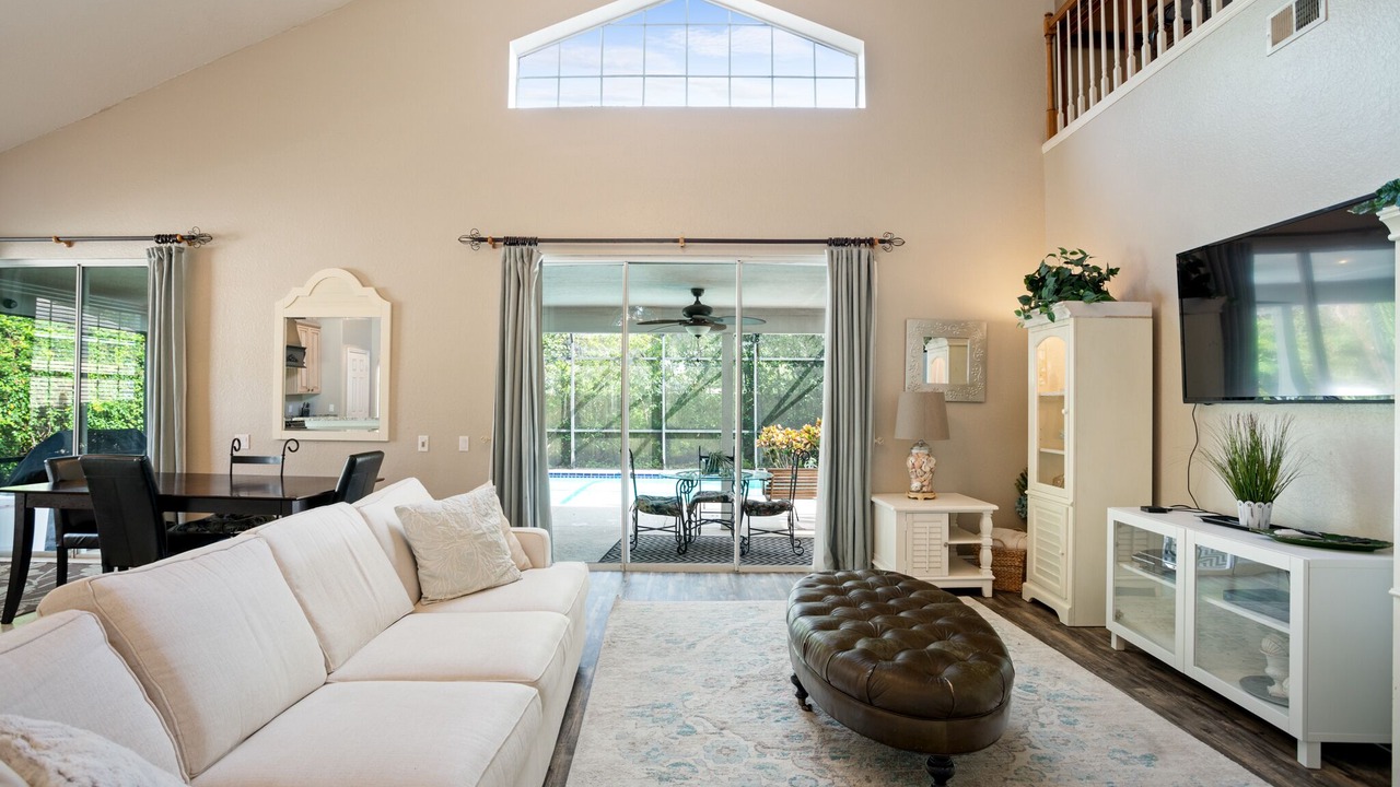 Photo of Livingroom in Metro West